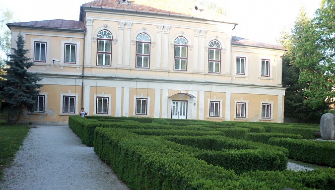 100-1685.jpg