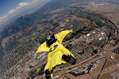 wingsuit-flying-1.jpg