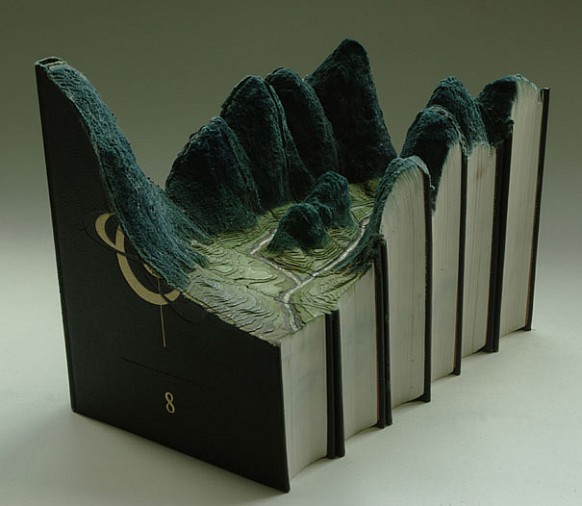 book-carvings-guy-laramee-4.jpg
