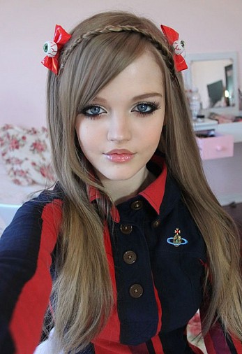 Dakota Rose, fenomén, ktorý delí ľudí na dva tábory