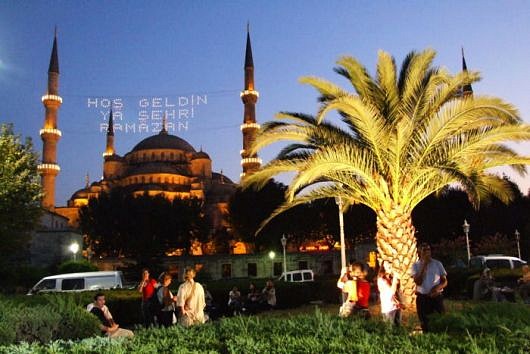 Sultanahmet Camii víta v meste Ramadán
