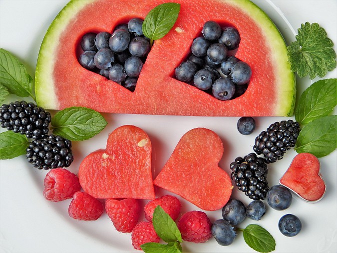 fruit-2367029-1920.jpg