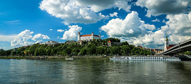 bratislava-1768975-640.jpg