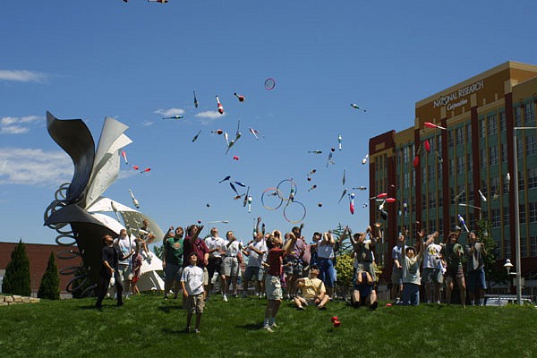 world-juggling-day.jpg