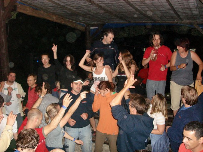 Tanečky