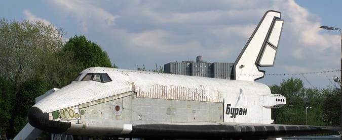 Opadaná tepelná ochrana raketoplánu