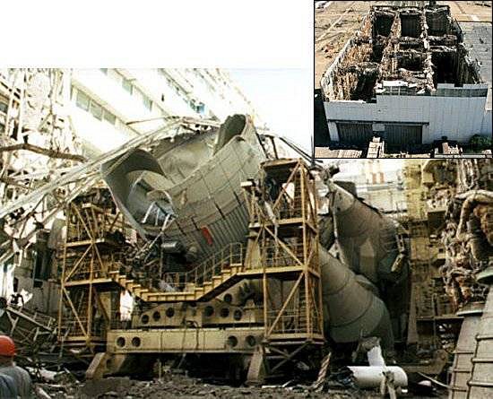 Pozostatky raketoplánu v hangári 112