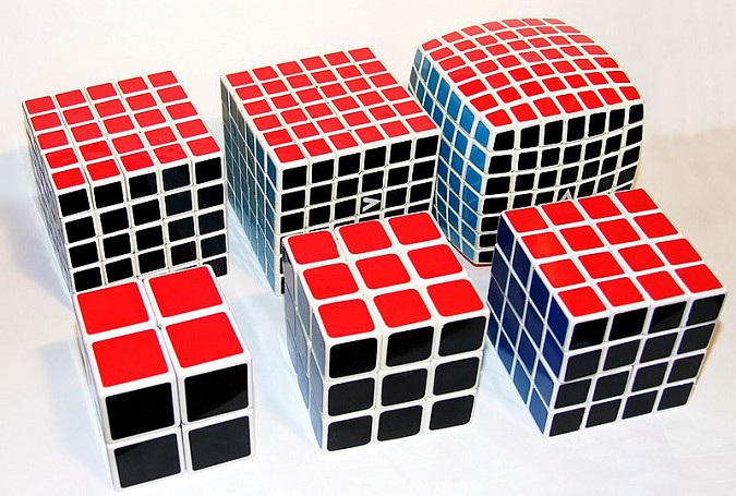 800px-rubik-27s-cube-2c-variations-2-c3-972-c3-972-7-c3-977-c3-977.jpg