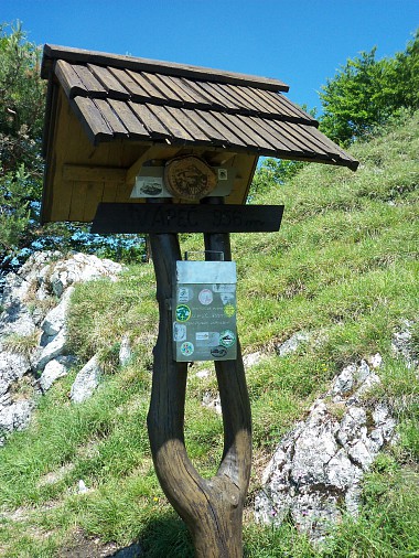 Vrcholová kniha Vápča