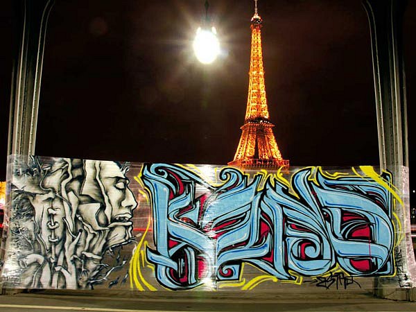 astro-kanos-paris-pont-bir-hakeim-2009.jpg
