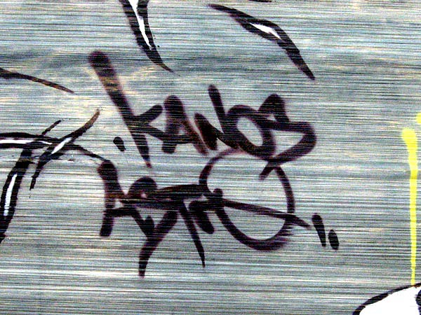 esty-paris-quai-de-seine-2009-05.jpg