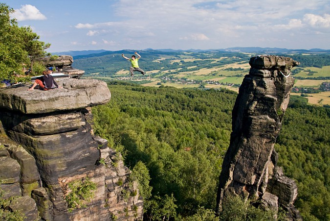 slacklining.jpg