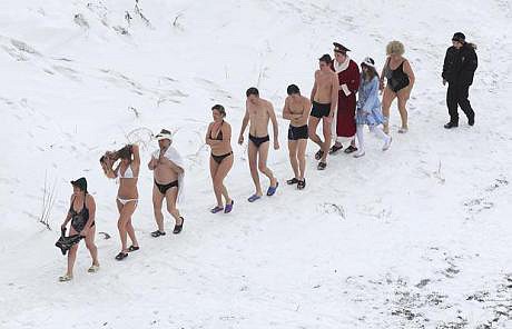 ice-swimmers.jpg